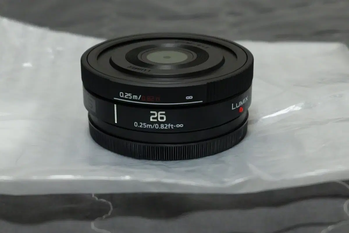 파나소닉 루믹스 26mm f8 렌즈